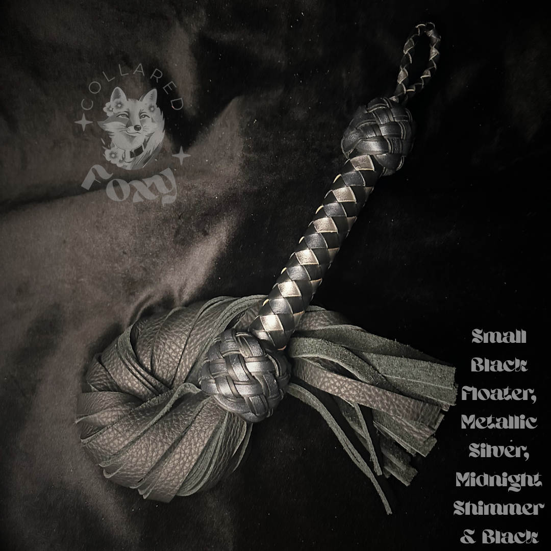 Small Black Floater Cowhide Leather Flogger - Silver & Midnight